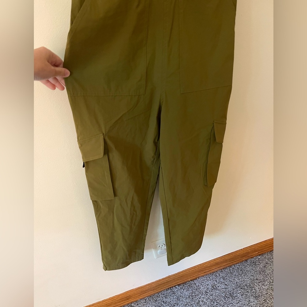 Wondery Outdoors Sahale Overalls in Spikemoss Size Small NWT - Picture 3 of 7